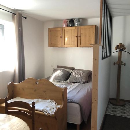 Location Studio De 2 - 4 Personnes Hautecour  Dış mekan fotoğraf